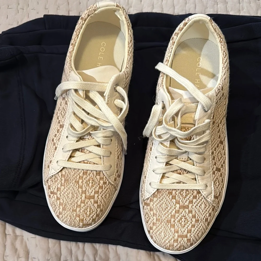 Cole Haan Women's Tan Sneakers Size 7.5 - Picture 2 of 5